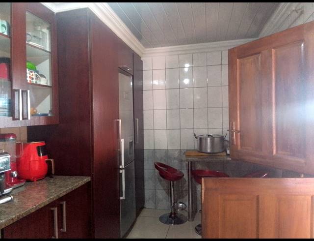 4 BEDROOM FREEHOLD FOR SALE IN KAGISO